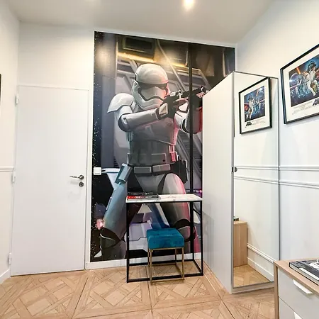 Urban Flat 74 - Disneyland In Parijs