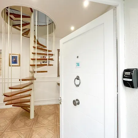 Urban Flat 74 - Disneyland In