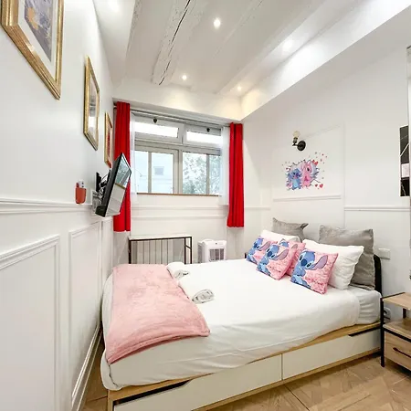 Urban Flat 74 - Disneyland In *