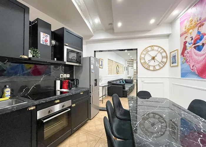Urban Flat 74 - Disneyland In פריז