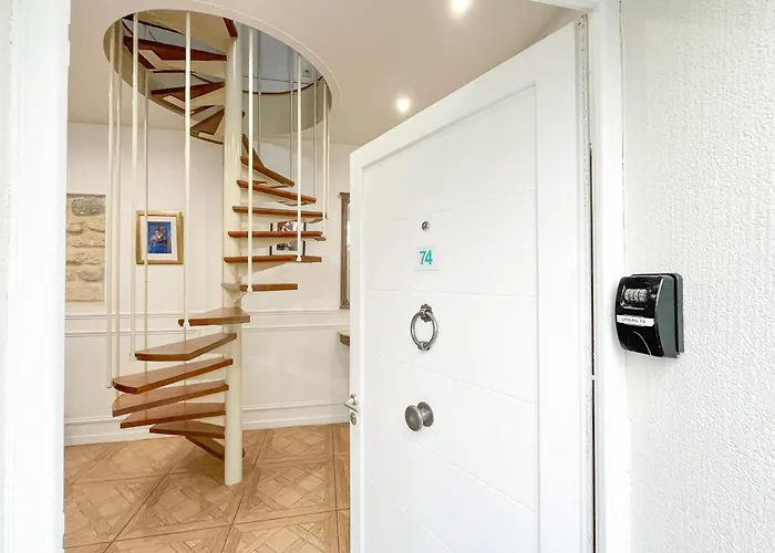 Urban Flat 74 - Disneyland In